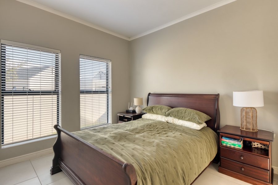 3 Bedroom Property for Sale in Aan de Wijnlanden Western Cape